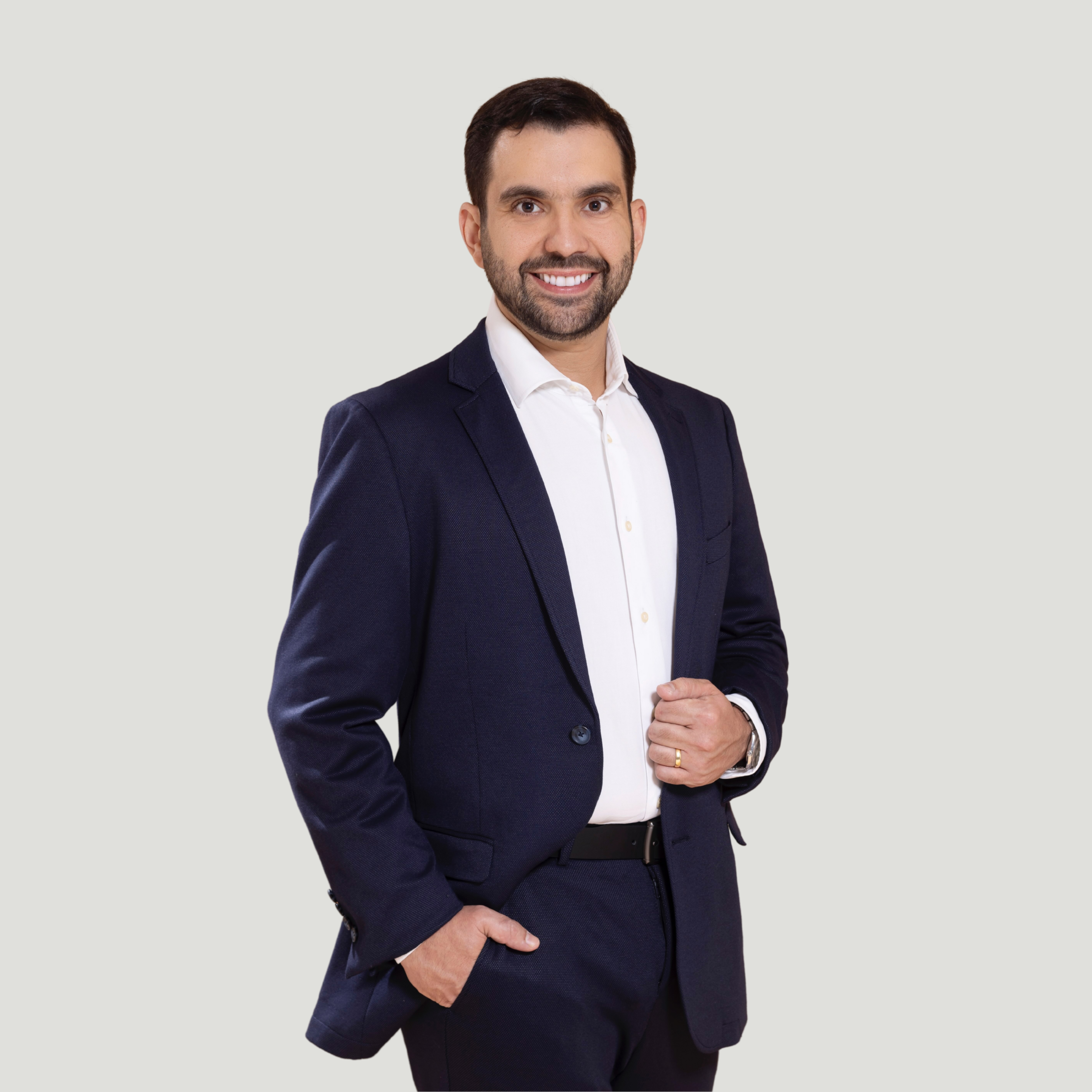 Dr. Gustavo Moura, médico da dor em João Pessoa/PB.